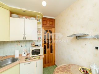 Apartament cu 3 camere, 72 m², Botanica, Chișinău foto 3