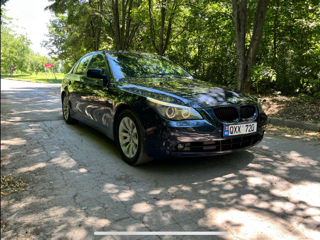 BMW 5 Series foto 3