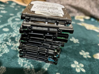 Vind 10 HDD la piese - 300Lei foto 2