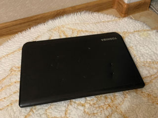Ультратонкий Toshiba Satelite PRO 15 (Intel Quad Core 4x 2600mhz, 4GB RAM, 500GB HDD) foto 4