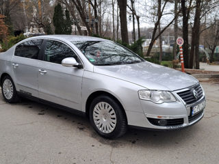 Volkswagen Passat foto 3