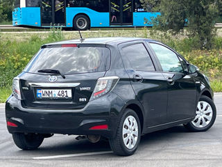 Toyota Yaris foto 4