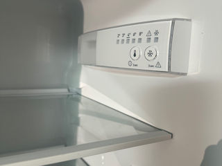 Frigider Electrolux incorporabil foto 6