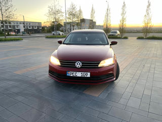 Volkswagen Jetta foto 5