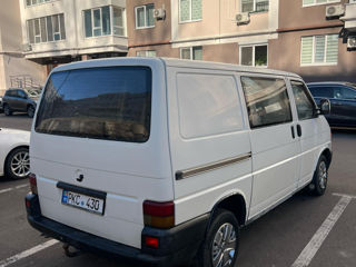 Volkswagen Transporter foto 3