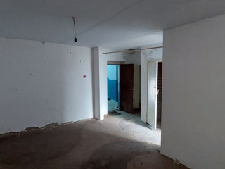 Apartament cu 1 cameră, 30 m², Centru, Ocnița foto 2