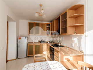 Apartament cu 3 camere, 100 m², Buiucani, Chișinău foto 6