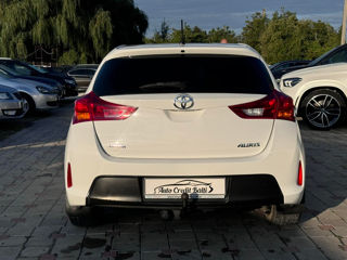 Toyota Auris foto 5