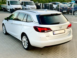 Opel Astra foto 4