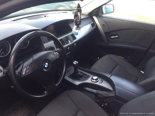 BMW 5 Series foto 6