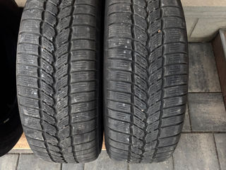 Vând 2 cauciucuri 215/65/15C Michelin