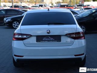 Skoda Superb foto 7