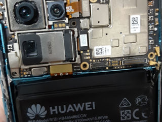 Vind Huawei P30 Pro cu defecte ecranu intreg shleifu de la incarcare sa faramat foto 2