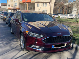 Ford Fusion foto 1