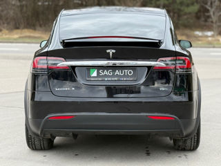 Tesla Model X foto 5