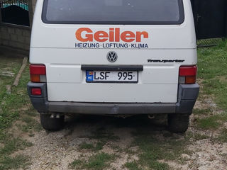 Volkswagen T4 foto 2