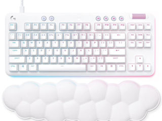 Keyboard Logitech G713