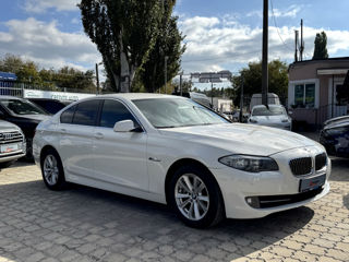 BMW 5 Series foto 5