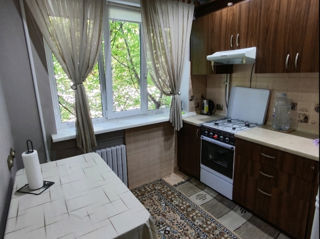 Apartament cu 1 cameră, 40 m², Poșta Veche, Chișinău foto 4