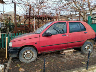 Renault Clio foto 5