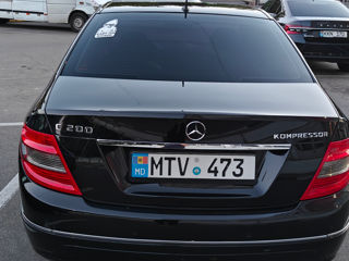 Mercedes C-Class foto 5