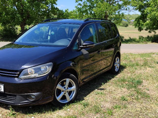 Volkswagen Touran foto 3