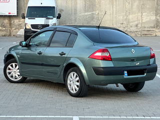 Renault Megane foto 3