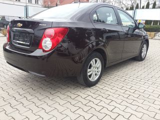 Chevrolet Aveo foto 4