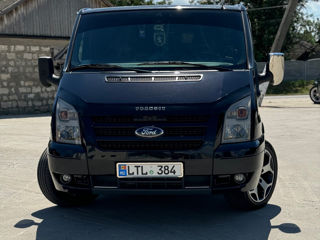 Ford Tranzit foto 2