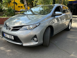 Toyota Auris foto 4