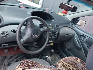 Toyota Yaris foto 5