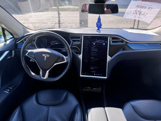 Tesla Model S foto 8