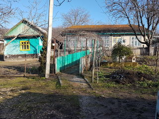 Vand casă în Căpriana foto 2
