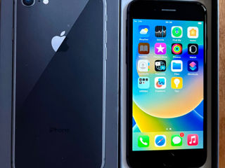 Iphone 8 Space Gray 64GB neverlock ideal+5 huse,schimb pe iWatch 5-6