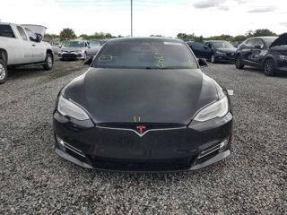 Tesla Model S foto 4