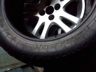 Продам одну итальянскую зимнею шину Pirelli 215/55 R16 97H M+S Б/У за 300 лей. foto 4