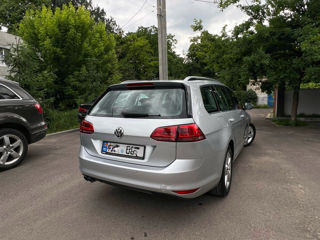 Volkswagen Golf foto 1