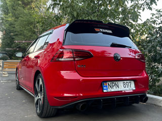 Volkswagen Golf foto 2