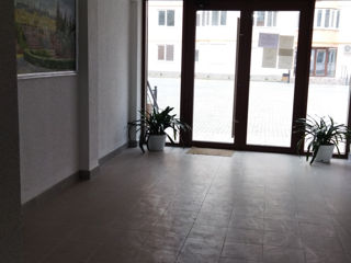 Apartament cu 2 camere, 84 m², Sculeni, Chișinău foto 2