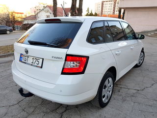 Skoda Fabia foto 2