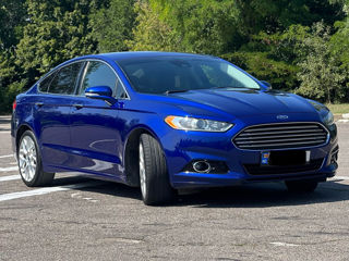 Ford Fusion foto 2