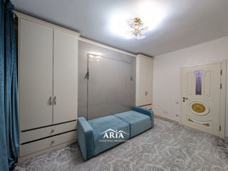 Apartament cu 4 camere, 241 m², Buiucani, Chișinău foto 10