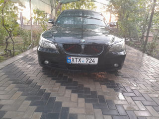 BMW 5 Series foto 7