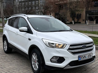 Ford Kuga foto 10