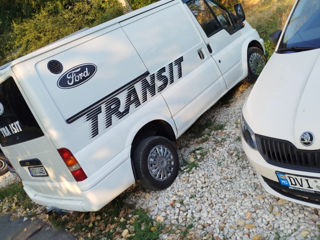 Ford Transit Courier foto 2