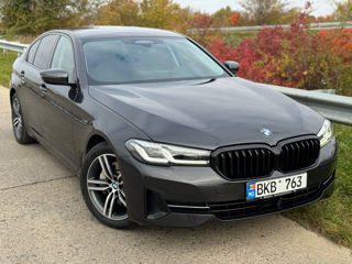 BMW 5 Series foto 3