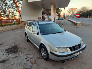 Volkswagen Bora foto 2