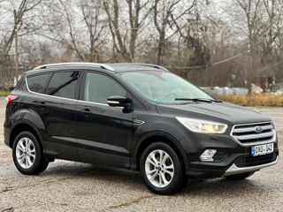 Ford Kuga foto 3