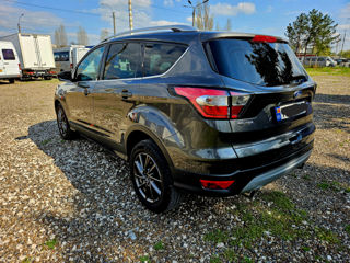 Ford Kuga foto 3