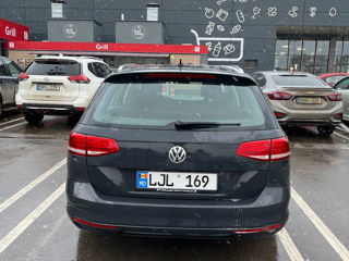 Volkswagen Passat foto 4